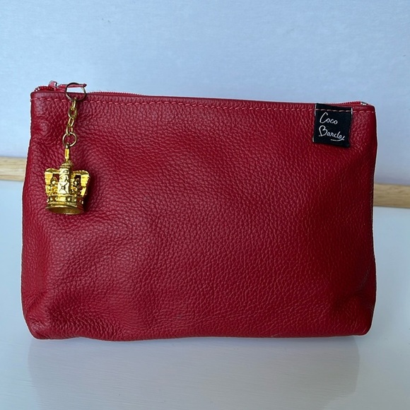 Coco Barclay Red Pebbled Leather Pouch - Picture 1 of 11